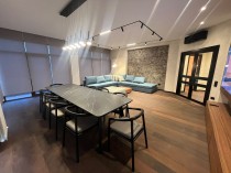 Rent (monthly) 4 otaq new building 200 m², Nizami metrosu