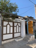 Satılır 3 otaq həyət evi / bağ evi 200 m², Avtovağzal metrosu
