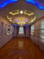 Satılır 4 otaq həyət evi / bağ evi 100 m², Azadlıq metrosu